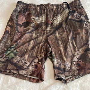 Russell camo shorts
